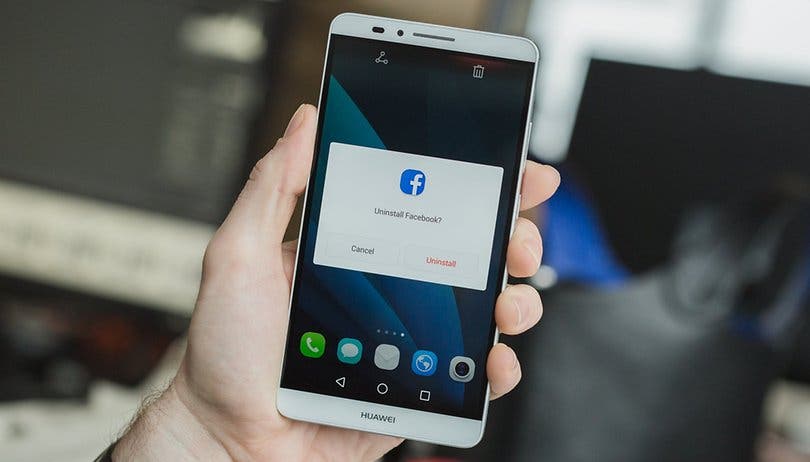 Huawei now banned from pre-installing Facebook on its phones